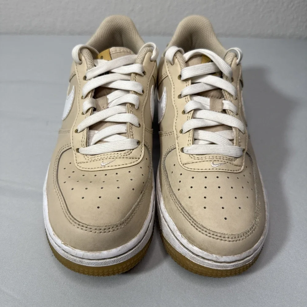 Nike Air Force 1 Low Big Kids FZ1615 Sanddrift Twine White Flowers 4.5Y‎